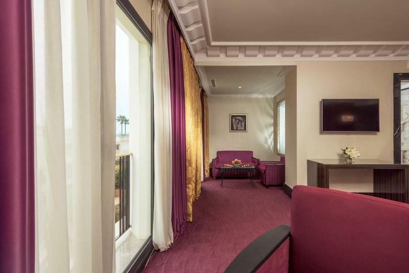 Center 3* Casa Blanca